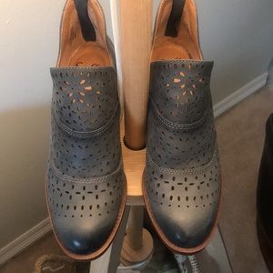 Sofft Blue Westwood Perforated Ankle Booties 7M
